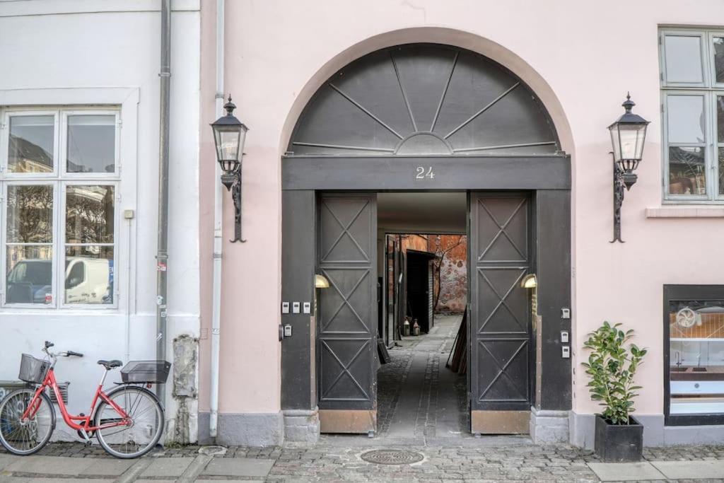 Charmerende Lejlighed Ved Nyhavn 3 Sal โคเปนเฮเกน ภายนอก รูปภาพ